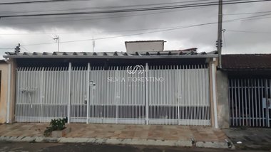 house em Rua Quirico Azzolini, Parque Jaraguá - Taubaté - SP