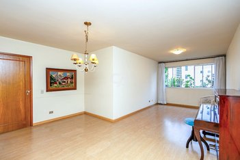 apartment em Avenida Silva Jardim, Água Verde - Curitiba - PR