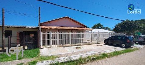 house em dos Pavões, Harmonia - Canoas - RS