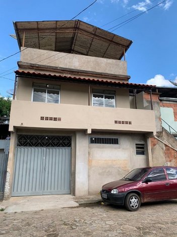 house em Avenida Getúlio Vargas, Triângulo - Ponte Nova - MG