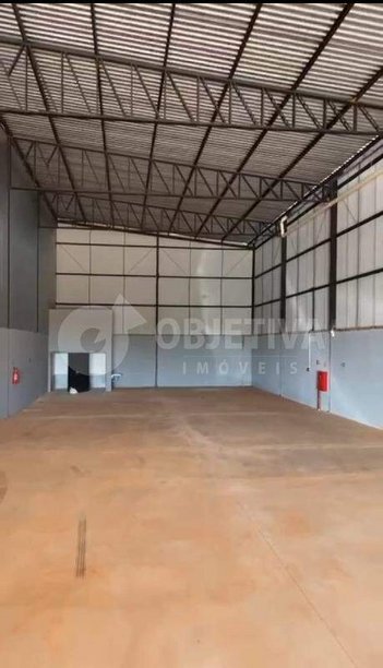industrial em Rua B, Loteamento Centro Empresarial Leste I - Uberlândia - MG