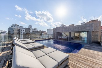apartment em Rua Santo Inácio, Moinhos de Vento - Porto Alegre - RS