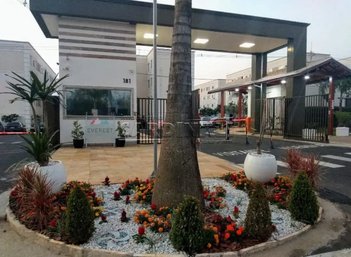 apartment em Servidão de Passagem João Deriggi, Parque Fehr - São Carlos - SP