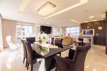 apartment em Rua Carlos Trein Filho, Auxiliadora - Porto Alegre - RS