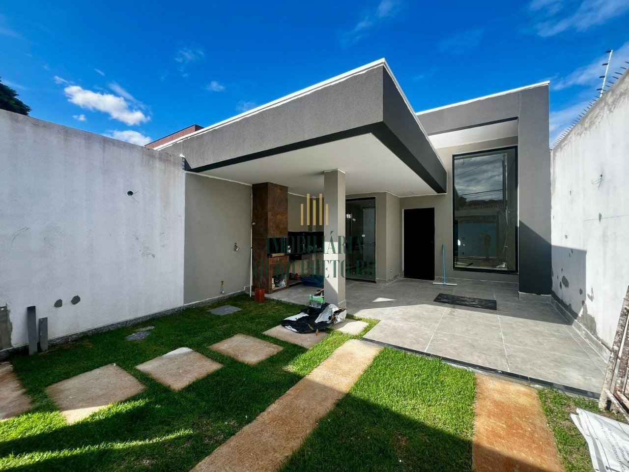 Casa com 3 quartos — Santa Amélia, Belo Horizonte