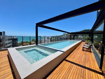 apartment em Rua Francisco Gouveia, Jurerê - Florianópolis - SC
