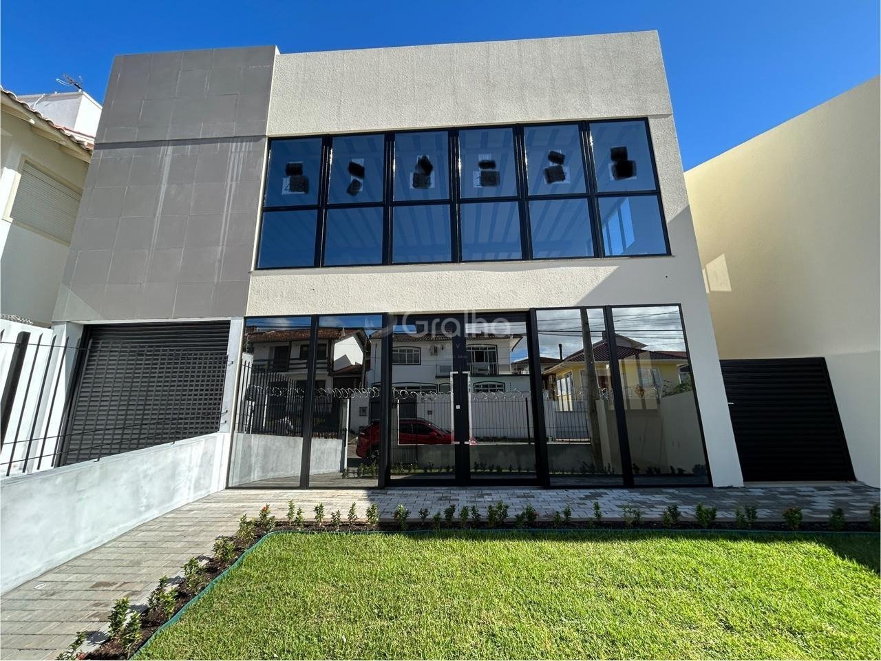 1 FACHADA (DESTAQUE)