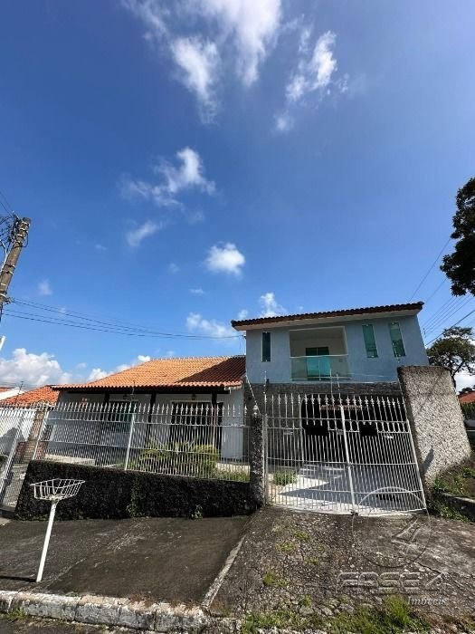 Casa com 4 quartos — Serra, Belo Horizonte