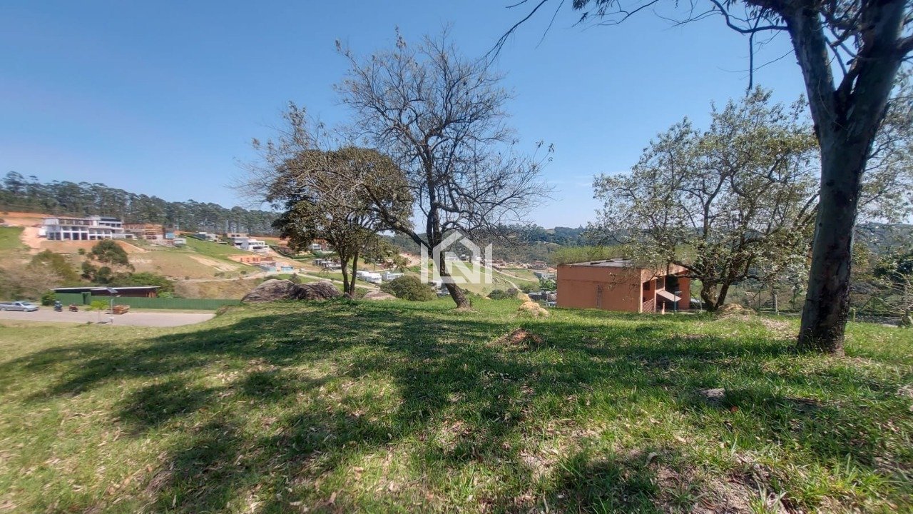 Terreno a venda no Vila da Mata em São Roque - Campo de Golf