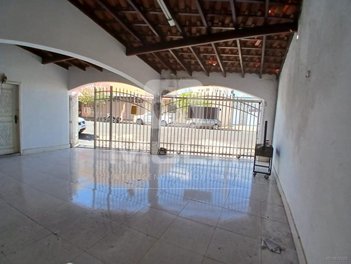 house em Avenida Paes Leme, Osvaldo Rezende - Uberlândia - MG