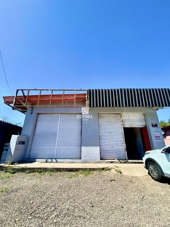 industrial em Avenida Prefeito Evandro Behr, Camobi - Santa Maria - RS