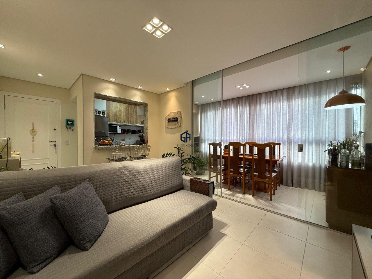 Apartamento com 3 quartos — Santa Amélia, Belo Horizonte