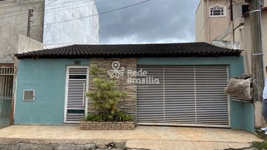 house em QR 402, Samambaia Norte (Samambaia) - Brasília - DF
