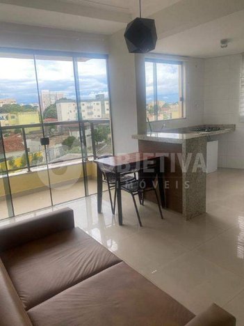 apartment em Rua Cassimiro de Abreu, Saraiva - Uberlândia - MG
