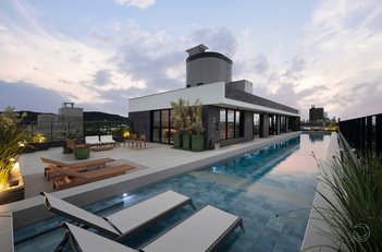 apartment em dos Mandis, Jurerê Internacional - Florianópolis - SC
