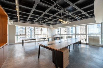 office em Avenida Senador Tarso Dutra, Petrópolis - Porto Alegre - RS
