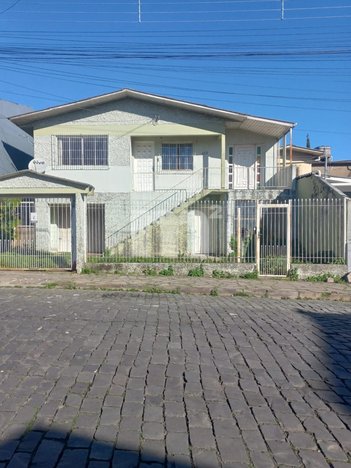 house em Rua Doutor Caetano de Mello Filho, Fatima - Caxias do Sul - RS