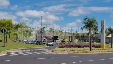 land_lot em Avenida Floriano Peixoto, Granja Marileusa - Uberlândia - MG