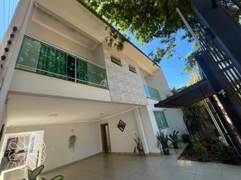 house em Rua Agrimensor Nelson de Souza Figueiredo, Cidade Jardim - Maringá - PR