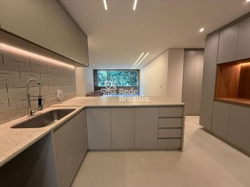 apartment em SQN 111 Bloco I, Asa Norte - Brasília - DF