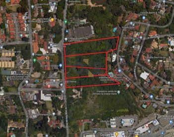 commercial_building em José Félix de Oliveira, Vila Santo Antônio - Cotia - SP