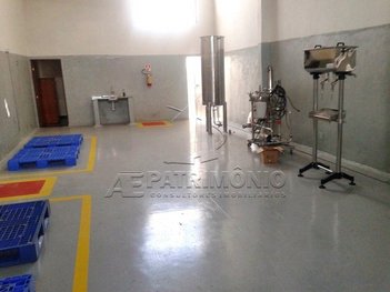 industrial em Rua Antônio Silva Saladino, Parque Vitória Régia - Sorocaba - SP