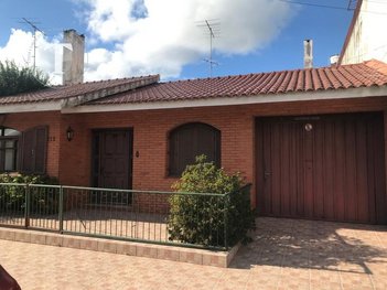 house em Avenida 27 de Janeiro, Centro - Jaguarão - RS
