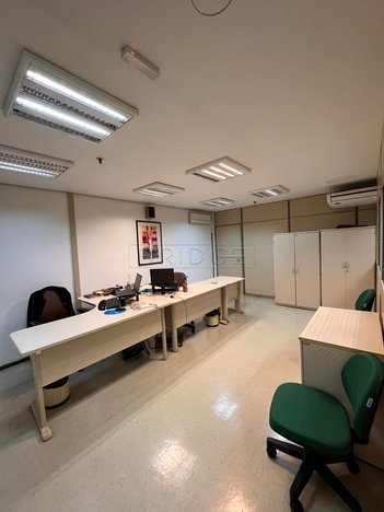 office em Júlio de Castilhos, Centro Histórico - Porto Alegre - RS
