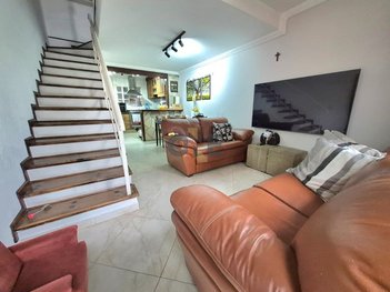 house em Rua Felipe Tena, Jardim Guerreiro - Cotia - SP