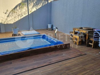 house em Rua Ana Marra Melazo, Dona Zulmira - Uberlândia - MG