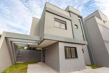 house em Rua Sargento Tadeu Czocher, Uberaba - Curitiba - PR