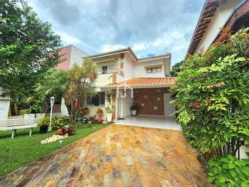 house em Avenida Tom Jobim, Loteamento Residencial Porto Seguro - Tremembé - SP