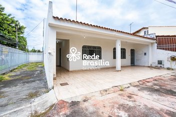 house em QI 7 Conjunto U, Guará II - Brasília - DF