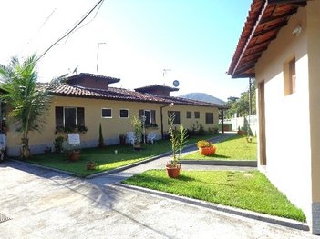 house em Avenida Fioravante Paschoalim, Martim de Sá - Caraguatatuba - SP