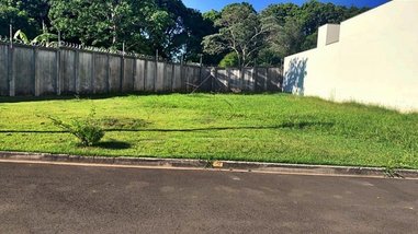 land_lot em Rua Lucas Nogueira Garcez, Condomínio Lago da Serra - Araçoiaba da Serra - SP