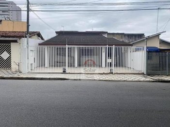 house em Rua Madre Eulália Perrotin, Parque Residencial Bom Conselho - Taubaté - SP