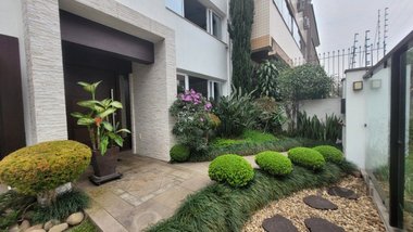house em José Gertum, Chácara das Pedras - Porto Alegre - RS