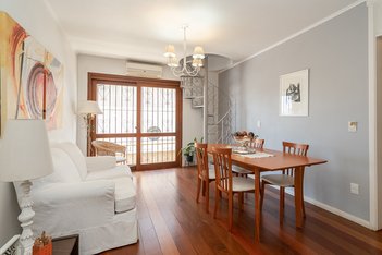 apartment em Rua General Neto, Moinhos de Vento - Porto Alegre - RS