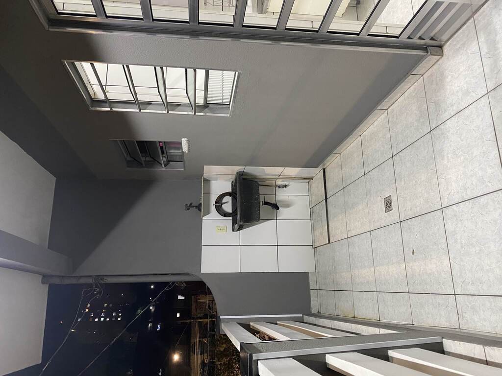 img2