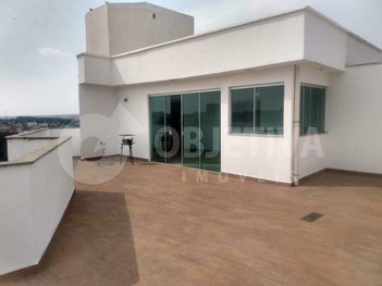apartment em Avenida Aspirante Mega, Jaraguá - Uberlândia - MG