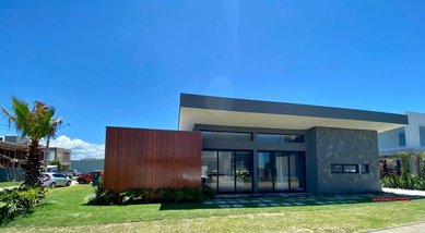 house em Rua Rio Camisas, Centro - Xangri-Lá - RS