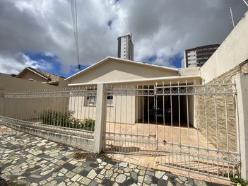 house em Avenida Joaquim Hortélio, Recreio - Vitória da Conquista - BA