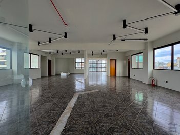 office em Avenida Júlio de Castilhos, São Pelegrino - Caxias do Sul - RS