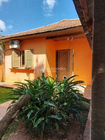 house em Rua Santa Terezinha, Nossa Senhora das Graças - Canoas - RS