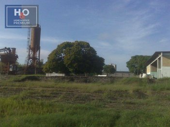 industrial em Avenida Angelina Ricci Vezozzo, Indústrias Leves - Londrina - PR