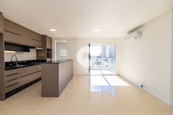 apartment em Rua José Izidoro Biazetto, Campo Comprido - Curitiba - PR