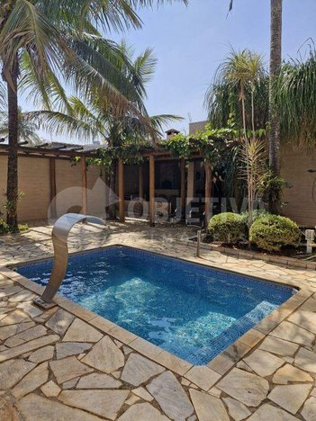 house em Rua Armando Tucci, Santa Mônica - Uberlândia - MG