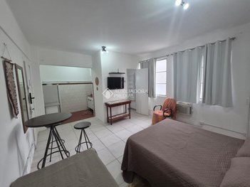 apartment em Rua Doutor Flores, Centro Histórico - Porto Alegre - RS