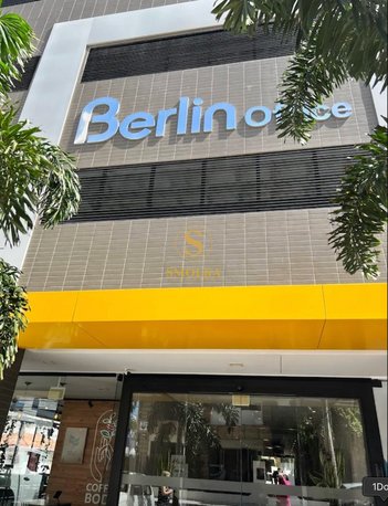 office em Rua Irmãos Vieira, Campinas - São José - SC