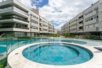 apartment em Rua das Piraúnas, Jurerê Internacional - Florianópolis - SC